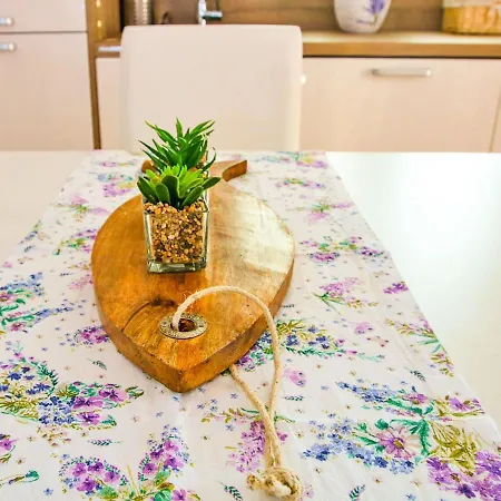 Natasha By Interhome *