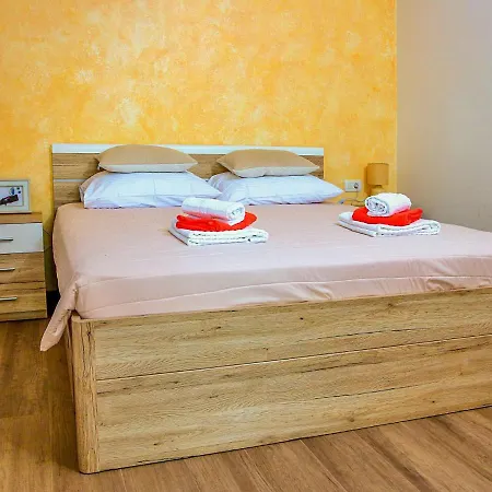 Natasha By Interhome * Makarska