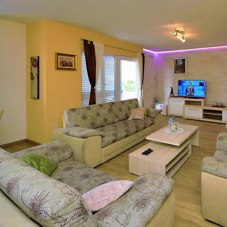 Villa Natasha By Interhome *