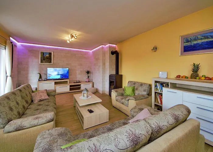 Natasha By Interhome Villa Makarska