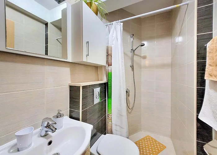 Natasha By Interhome Makarska